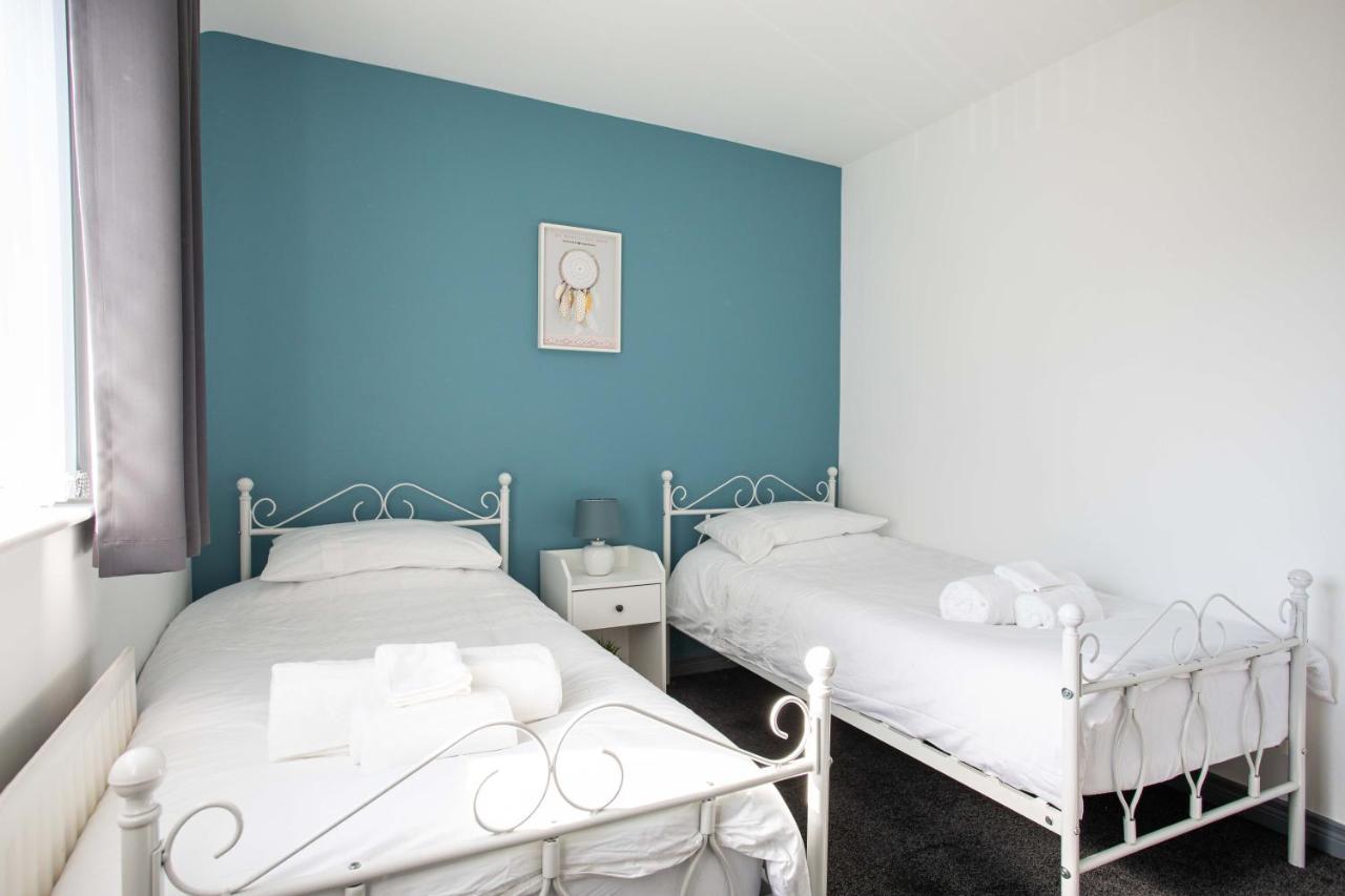 Fully Refurbished North Belfast Home Экстерьер фото