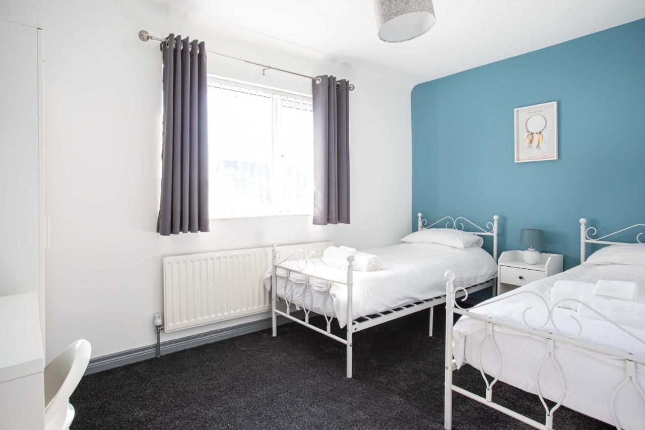 Fully Refurbished North Belfast Home Экстерьер фото