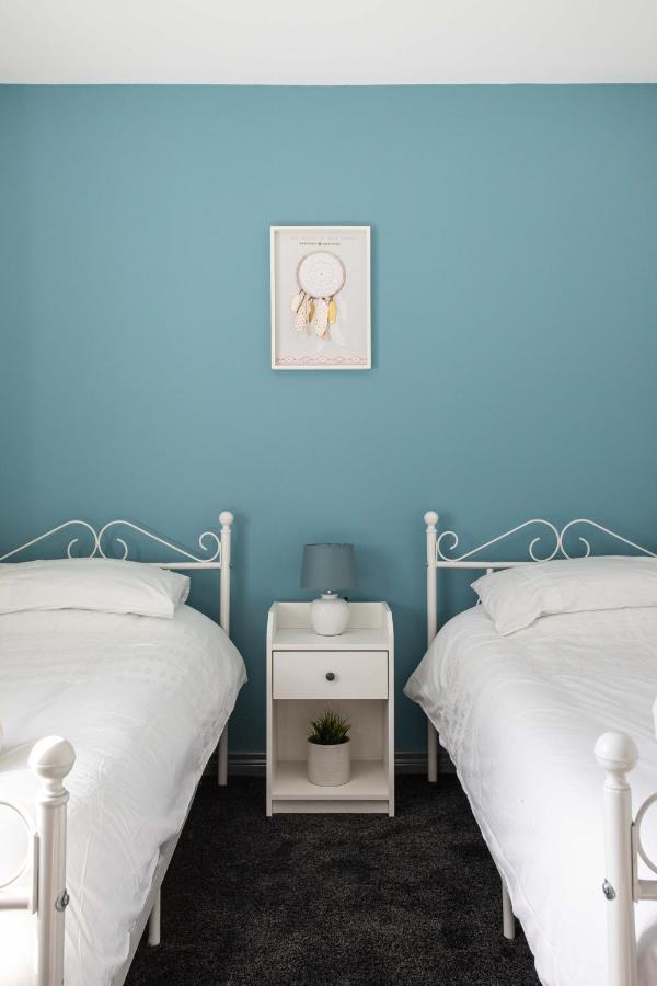 Fully Refurbished North Belfast Home Экстерьер фото